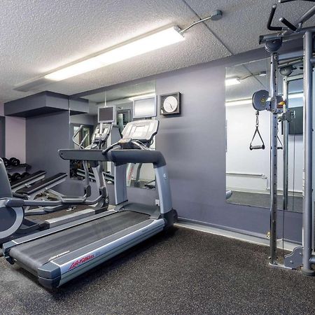 Ramada By Wyndham Northern Grand Hotel & Conference Centre Fort St. John Exteriör bild