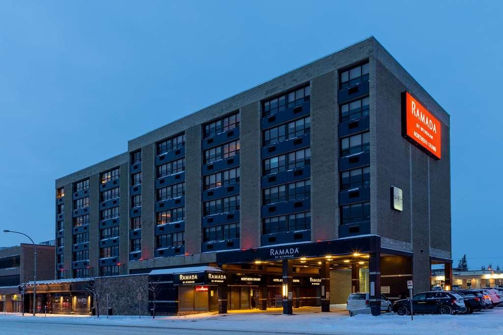 Ramada By Wyndham Northern Grand Hotel & Conference Centre Fort St. John Exteriör bild